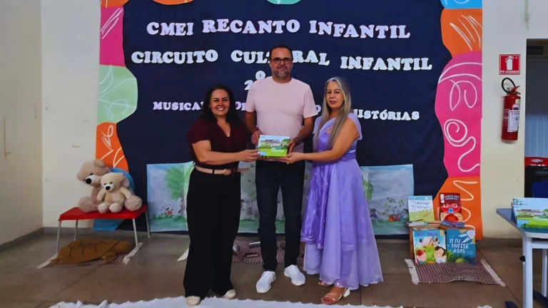 Leonardo Póvoa em atividade pública